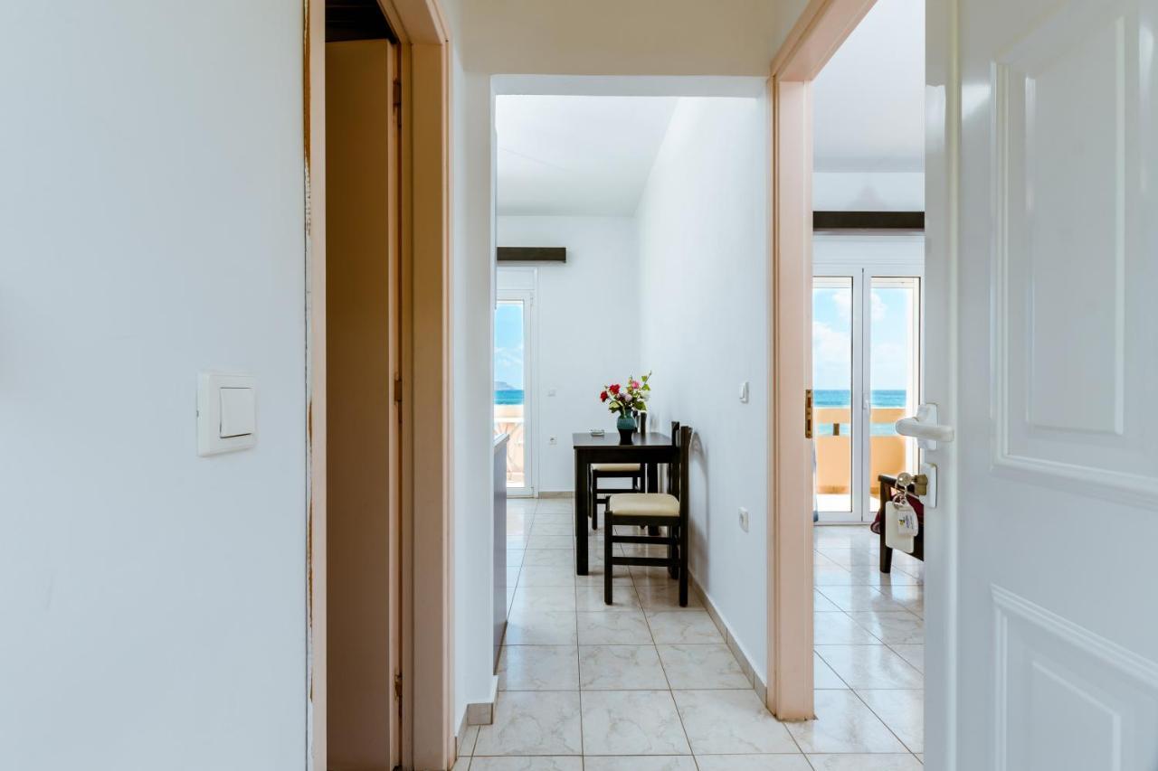 Asterina Seaside Apartments Kalýves Eksteriør bilde