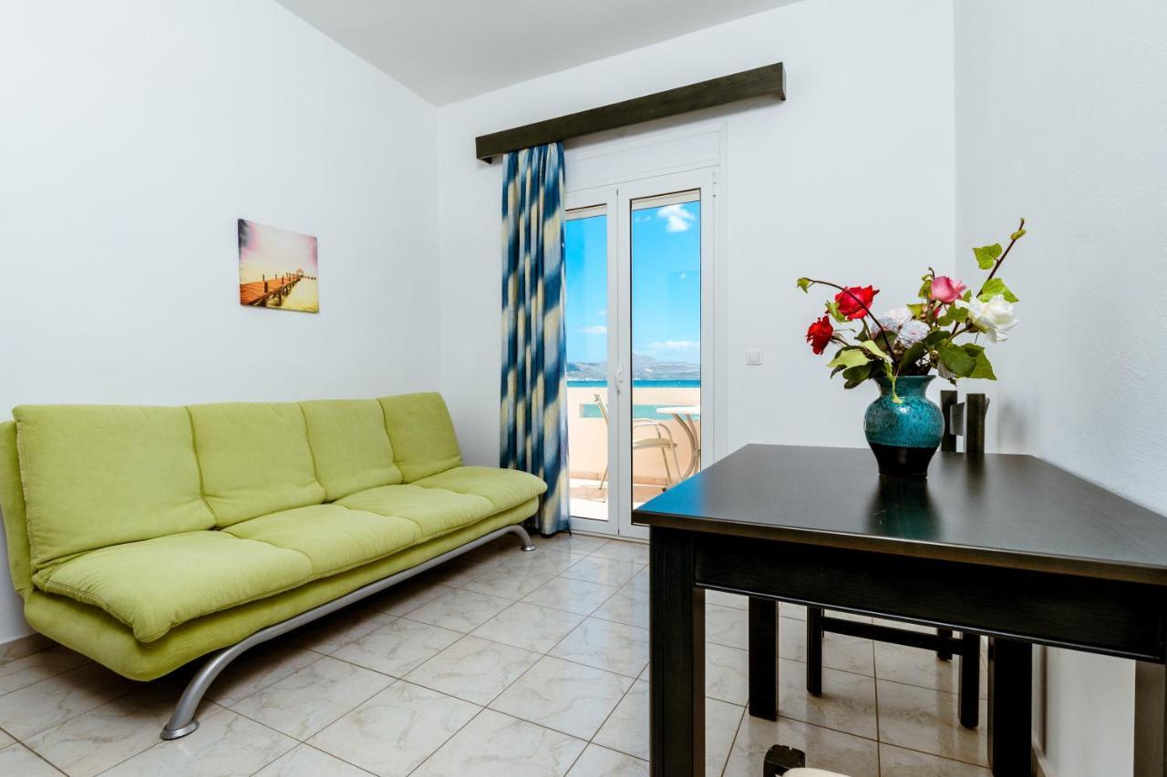 Asterina Seaside Apartments Kalýves Eksteriør bilde