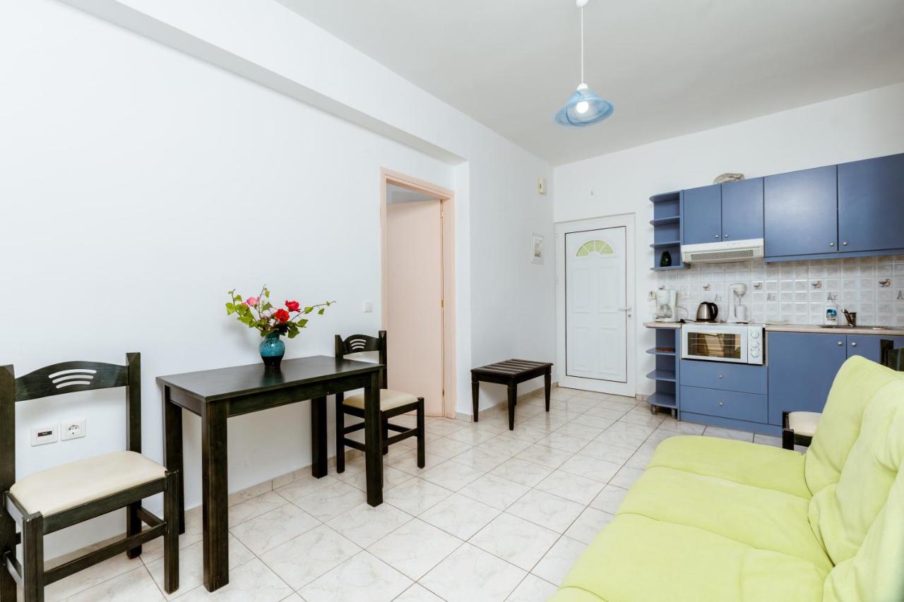 Asterina Seaside Apartments Kalýves Eksteriør bilde