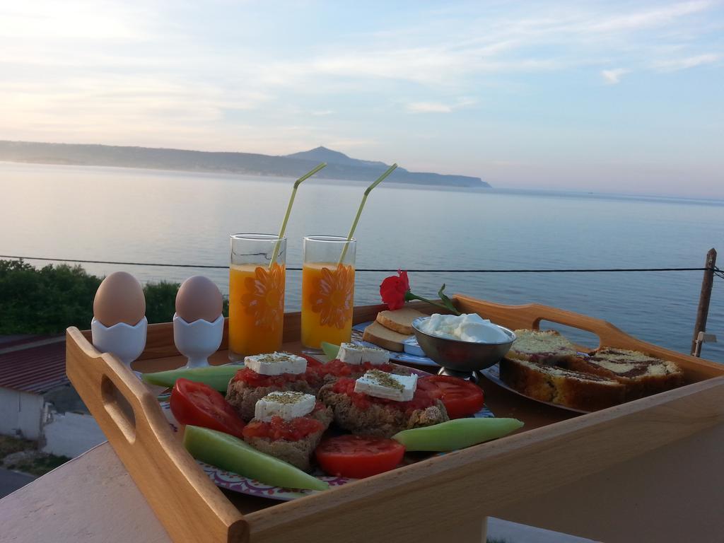 Asterina Seaside Apartments Kalýves Eksteriør bilde